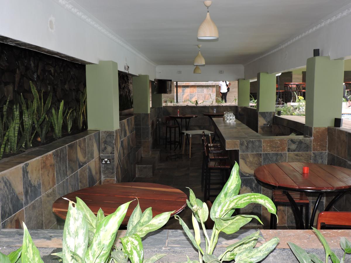 Hostel Cafe Zambezi House Of Africa Livingstone Exterior foto